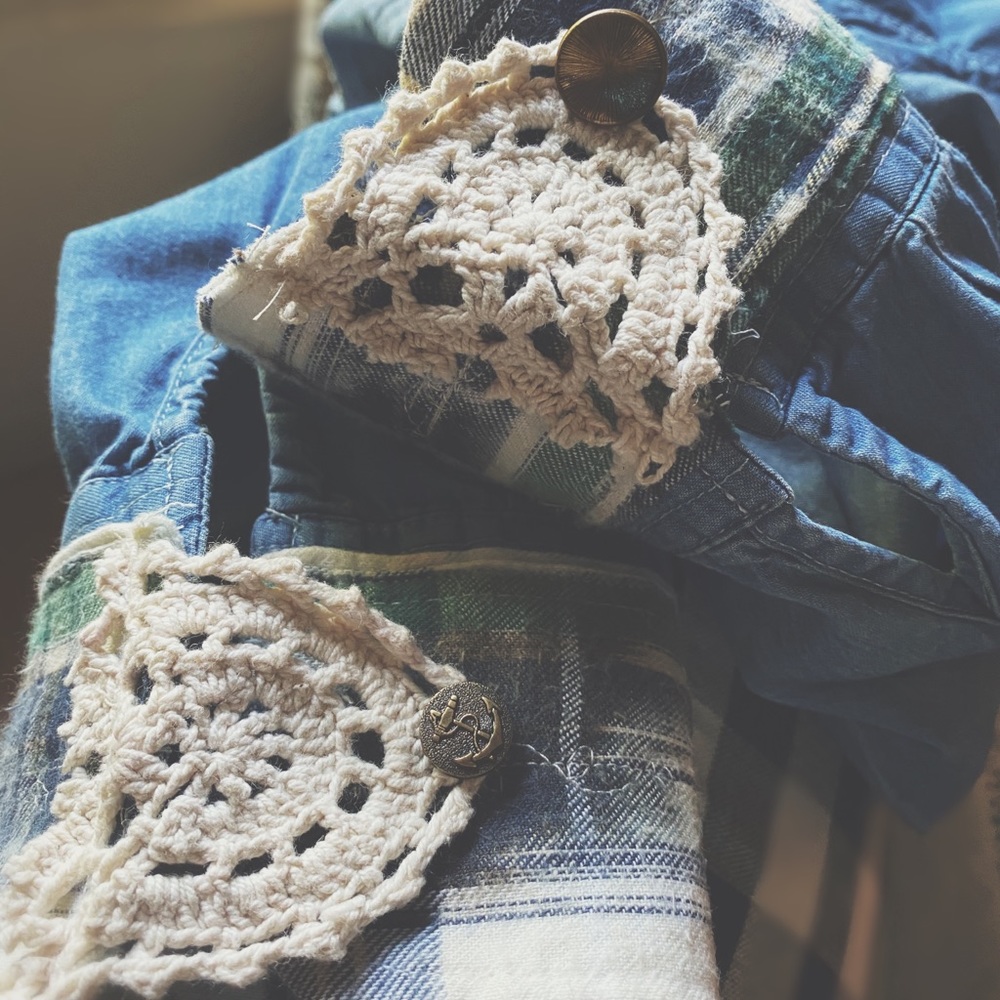Button down The Ross Dip Dye & Lace Detail Cuff HP🌵 - Picture 13 of 16